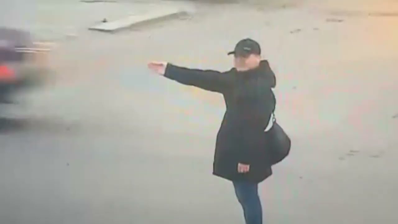 Бағдаршам өшкен қиылыста жол қозғалысын реттеді 8